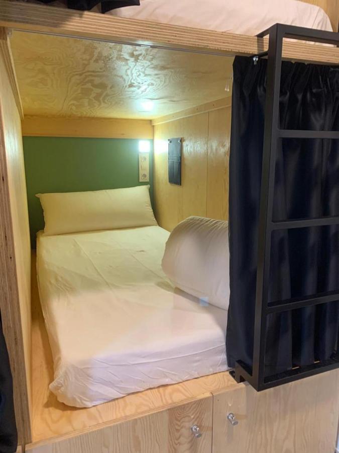 Vtz The Botanic Hostel Zaragoza Eksteriør billede