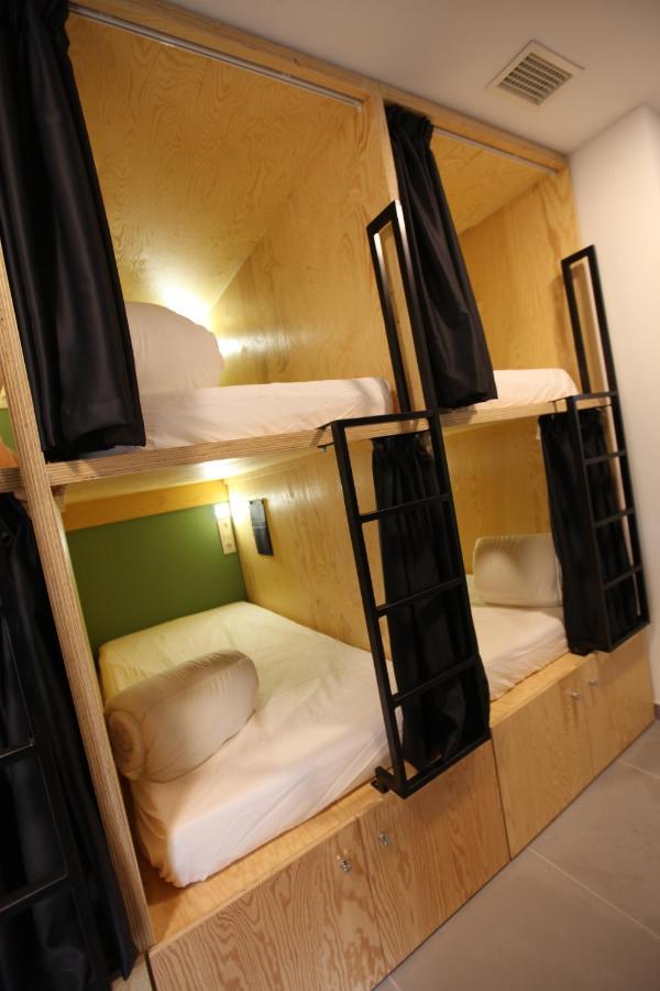 Vtz The Botanic Hostel Zaragoza Eksteriør billede