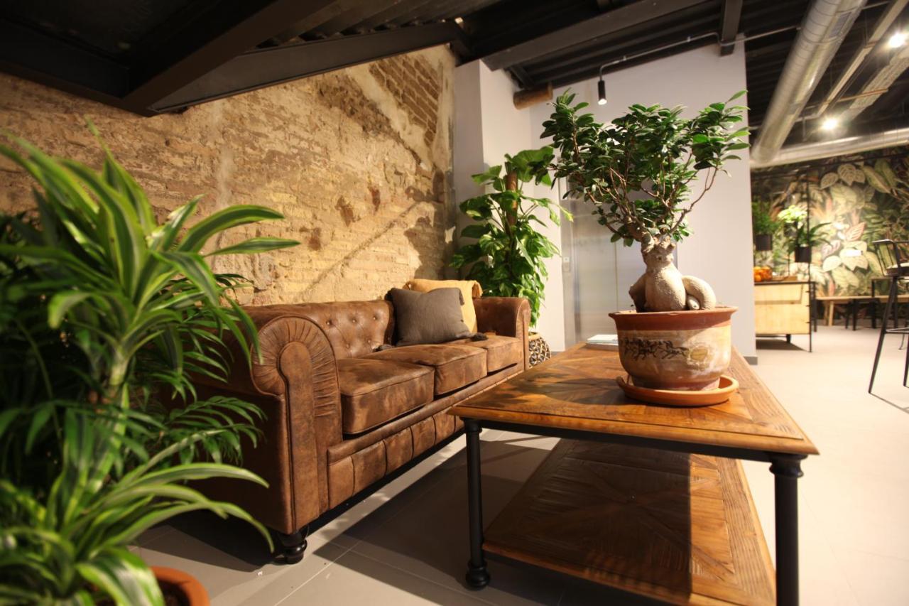 Vtz The Botanic Hostel Zaragoza Eksteriør billede