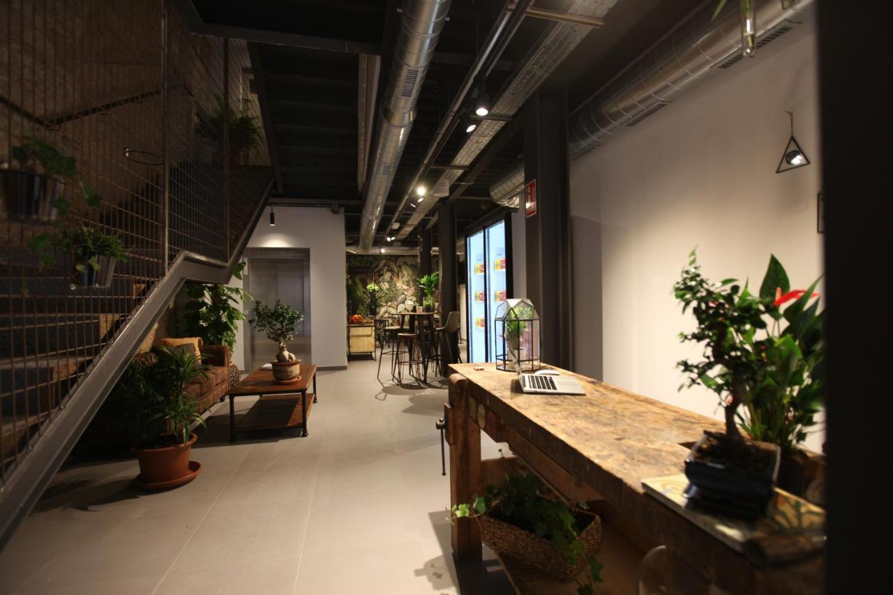 Vtz The Botanic Hostel Zaragoza Eksteriør billede