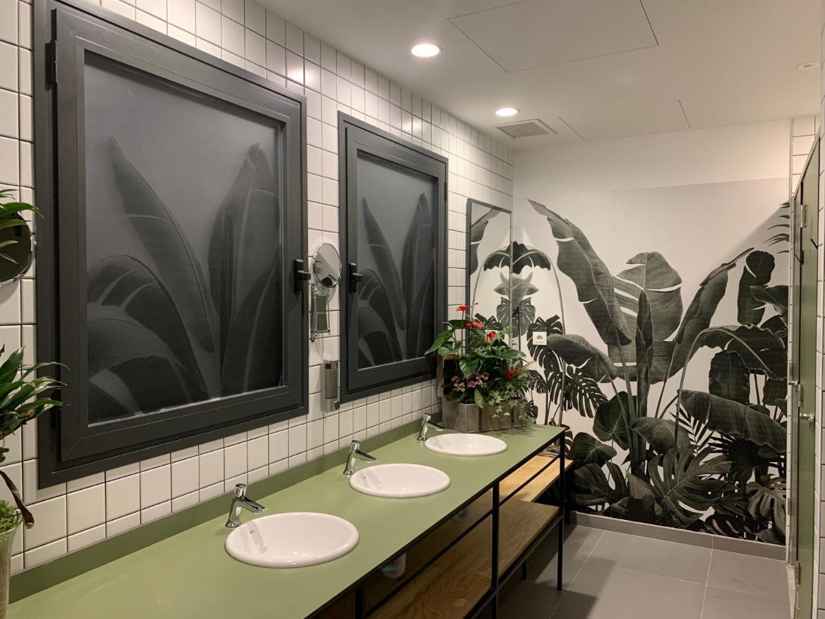 Vtz The Botanic Hostel Zaragoza Eksteriør billede